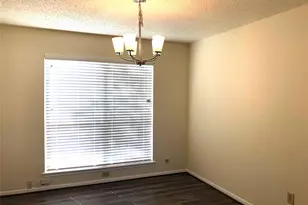 4819 Sunshine Dr, Sugar Land, TX 77479 - Photo 4