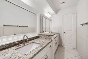 5710 Ariel St, Houston, TX 77096 - Photo 28