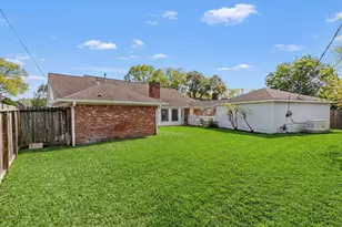 5710 Ariel St, Houston, TX 77096 - Photo 34