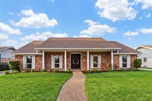 5710 Ariel St, Houston, TX 77096 - Photo 1