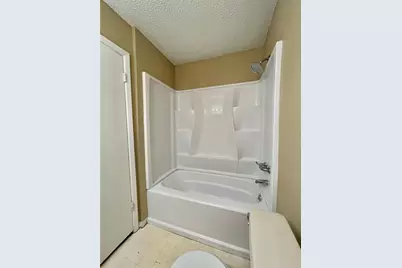 1510 N Avenue Q, Freeport, TX 77541 - Photo 12