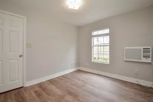 4605 Galesburg St, Houston, TX 77051 - Photo 22