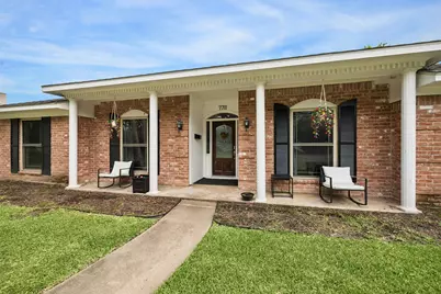 7711 Twin Hills Drive, Houston, TX 77071 - Photo 4