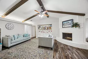 7711 Twin Hills Dr, Houston, TX 77071 - Photo 16