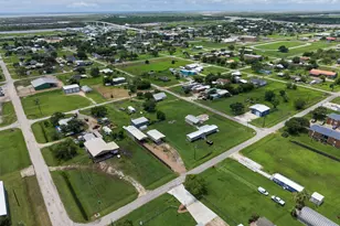 531 Burton St, Matagorda, TX 77457 - Photo 20