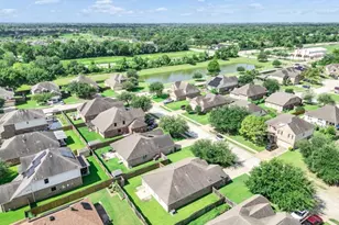 1519 Brook Hollow Dr, Pearland, TX 77581 - Photo 10