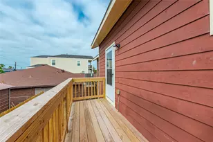 1101 54th St, Galveston, TX 77551 - Photo 28
