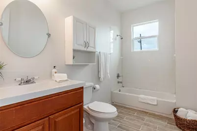 1101 54th Street, Galveston, TX 77551 - Photo 10
