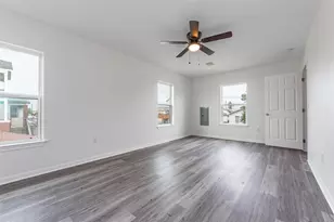 1101 54th St, Galveston, TX 77551 - Photo 20