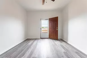 1101 54th St, Galveston, TX 77551 - Photo 14