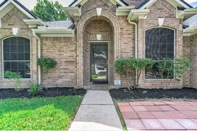 2215 Manchester Lane, Pearland, TX 77581 - Photo 2