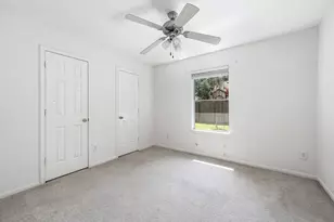 2215 Manchester Ln, Pearland, TX 77581 - Photo 36