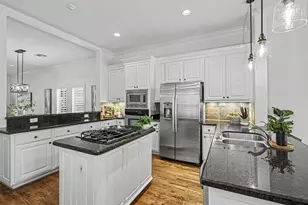 125 E 22nd St, Houston, TX 77008 - Photo 10