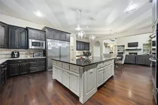 15618 Bristol Lake Dr, Houston, TX 77070 - Photo 18