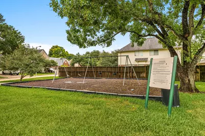 16438 Beewood Glen Drive, Sugar Land, TX 77498 - Photo 32
