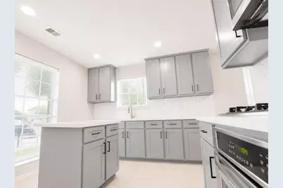 12035 Barrett Brae Drive, Houston, TX 77072 - Photo 8