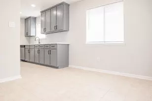12035 Barrett Brae Dr, Houston, TX 77072 - Photo 10