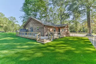 24237 Creekwood Dr, Splendora, TX 77372 - Photo 4