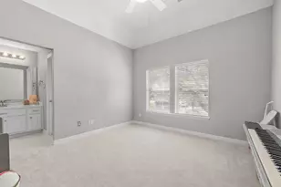 6006 E Brook Ct, Sugar Land, TX 77479 - Photo 24