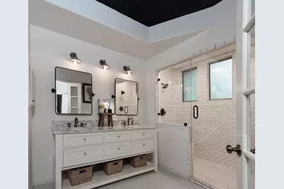 63 Douvaine, The Woodlands, TX 77382 - Photo 20