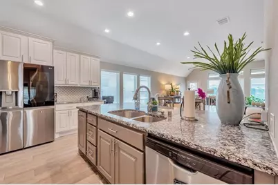 2333 Mayfield, League City, TX 77573 - Photo 6