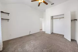 7704 Labrador Dr, Arlington, TX 76002 - Photo 12