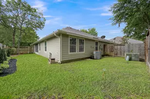 26 Greenwich Pl, Conroe, TX 77384 - Photo 14