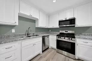5955 Bellfort St, Houston, TX 77033 - Photo 8