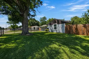 5955 Bellfort St, Houston, TX 77033 - Photo 2