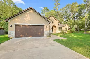 642 Parthenon Pl, New Caney, TX 77357 - Photo 2
