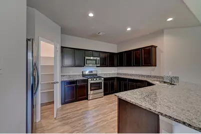 7022 N Sound Lane, Conroe, TX 77304 - Photo 12