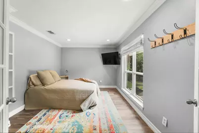 153 N Rainbow Ridge Circle, The Woodlands, TX 77381 - Photo 12