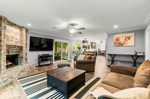 153 N Rainbow Ridge Cir, The Woodlands, TX 77381 - Photo 32