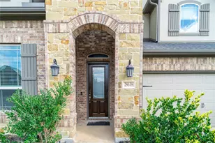 28638 Sonoran Field Ct, Fulshear, TX 77441 - Photo 2