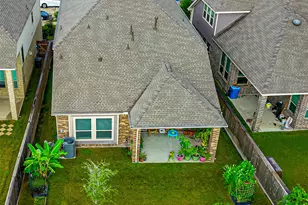 19619 Lake Bosque Dr, Cypress, TX 77433 - Photo 8