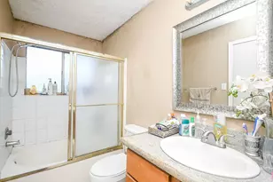 11004 Rustling Winds Dr, Houston, TX 77064 - Photo 12