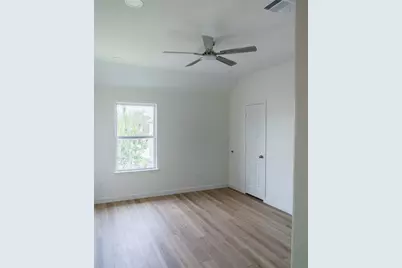 15 Mira Loma Drive, Manvel, TX 77578 - Photo 32
