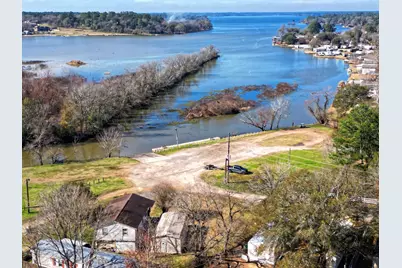 9638 Warm Springs, Willis, TX 77318 - Photo 40