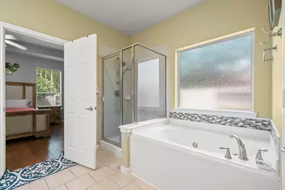 7 Caelin Court, The Woodlands, TX 77382 - Photo 28