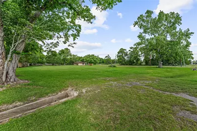 13743 Fm 1409, Old River Winfree, TX 77535 - Photo 10
