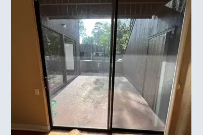 168 Litchfield Lane, Houston, TX 77024 - Photo 8