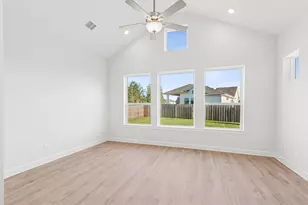 2010 Escobar St, Montgomery, TX 77316 - Photo 38