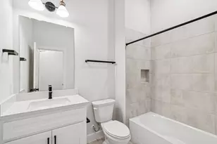 2010 Escobar St, Montgomery, TX 77316 - Photo 16