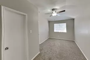 12844 Edgewood Park Dr, Houston, TX 77038 - Photo 6