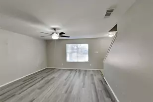 12844 Edgewood Park Dr, Houston, TX 77038 - Photo 2