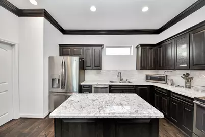 146 Carson Court, Houston, TX 77004 - Photo 22