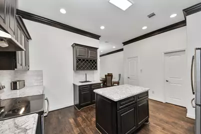 146 Carson Court, Houston, TX 77004 - Photo 18