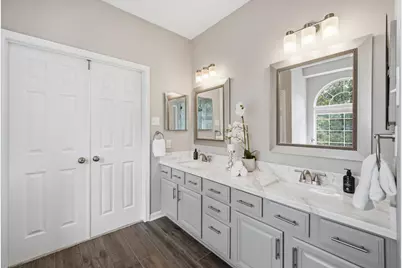 74 W Summer Storm Circle, The Woodlands, TX 77381 - Photo 16