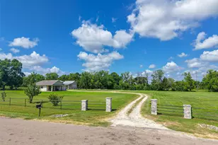 4662 Thane Rd, Navasota, TX 77868 - Photo 2