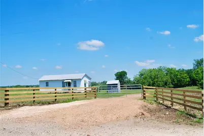 1070 Muehr Road, Weimar, TX 78962 - Photo 12
